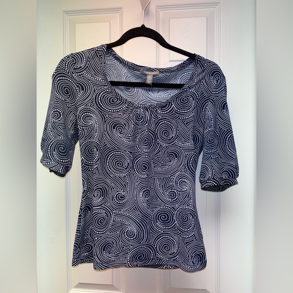 Apt. 9 Navy Blue & Light Blue Swirl Dot Print Stretch Top Size Small